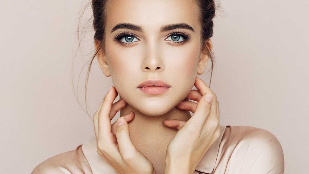 Flawless Fall Makeup for Women - Best Fall Makeup Trends
